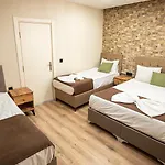 Mıla Suıtes Taksım 3* İstanbul
