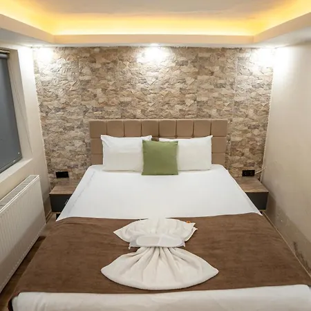 Mila Taksim فندق 3*