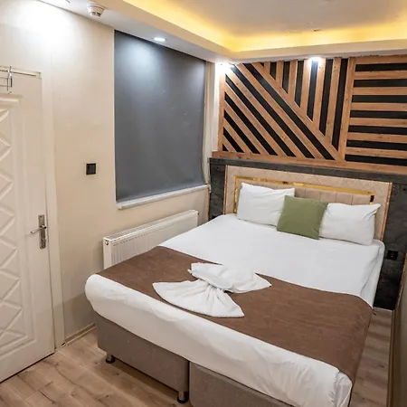 Hotel Mila Taksim 3*