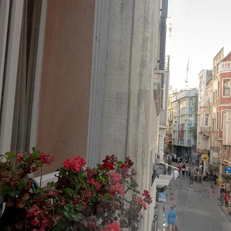 Hotel Mila Taksim 3*