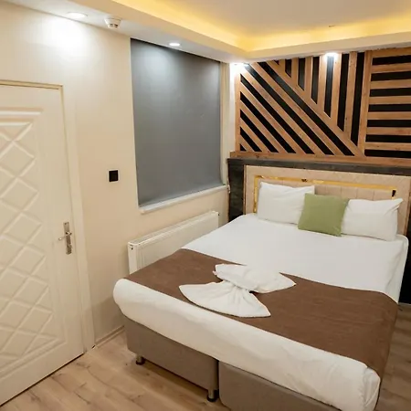 Hotel Mila Taksim 3*